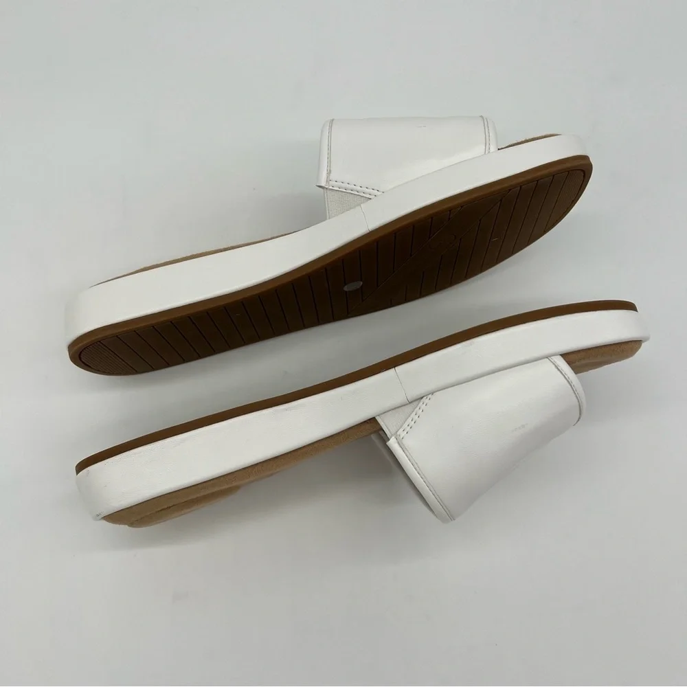 Giani Bernini White and Brown Slide Sandals